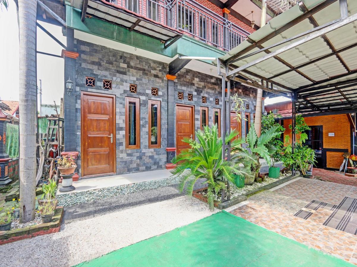 Spot On 91337 Pandu Homestay Klaten Wonogiri Esterno foto